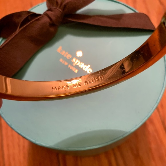Kate Spade, Idiom Pink Bracelet with Box. - Picture 3 of 7